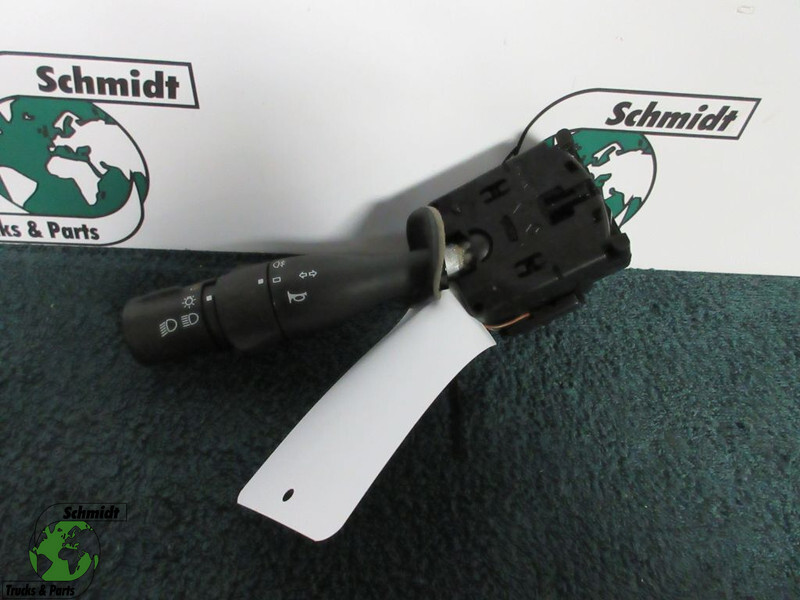 Renault 5010580560 //7423711436 // STUUR SCHAKELAAR D210 EURO 6 - Système électrique pour Camion: photos 1 Renault 5010580560 //7423711436 // STUUR SCHAKELAAR D210 EURO 6 - Système électrique pour Camion: photos 1