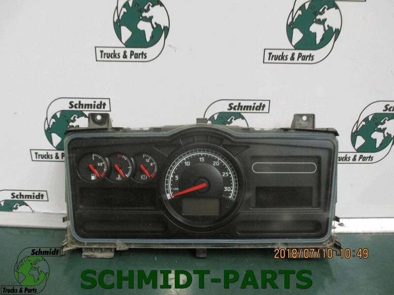 Renault 7420977584 Premium Instrumentenpaneel - Panel de instrumentos pour Camion: photos 1 Renault 7420977584 Premium Instrumentenpaneel - Panel de instrumentos pour Camion: photos 1