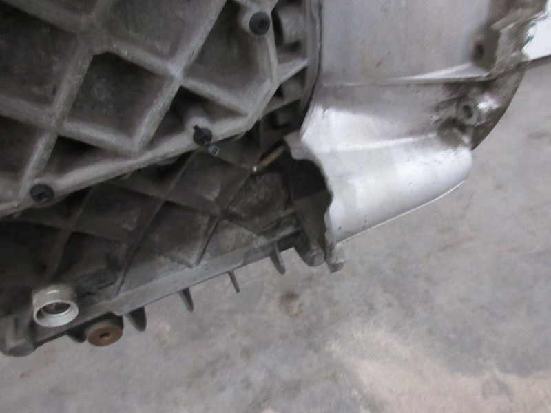 Renault MAGNUM 5001866590 TRANSMISSIE VT2412B EURO 5 - Boîte de vitesse pour Camion: photos 4 Renault MAGNUM 5001866590 TRANSMISSIE VT2412B EURO 5 - Boîte de vitesse pour Camion: photos 4