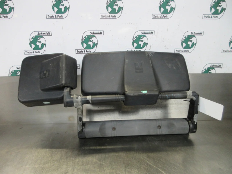 Renault SPIEGEL SET AE MAGNUM 460 EURO 6 - Rétroviseur pour Camion: photos 2 Renault SPIEGEL SET AE MAGNUM 460 EURO 6 - Rétroviseur pour Camion: photos 2