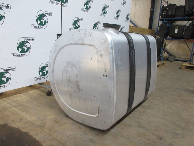 Renault T-SERIE 21895820 BRANDSTOFTANK EURO 6 - Réservoir de carburant pour Camion: photos 3 Renault T-SERIE 21895820 BRANDSTOFTANK EURO 6 - Réservoir de carburant pour Camion: photos 3