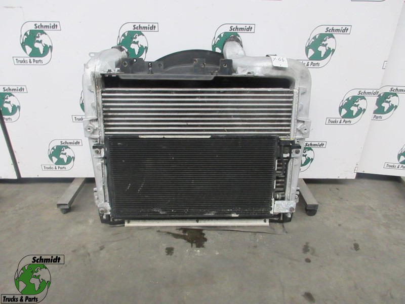 Scania 1769999/1847233/ RADIATEUR INTERCOOLER SCANIA P270 EURO 5 - Radiateur pour Camion: photos 1 Scania 1769999/1847233/ RADIATEUR INTERCOOLER SCANIA P270 EURO 5 - Radiateur pour Camion: photos 1