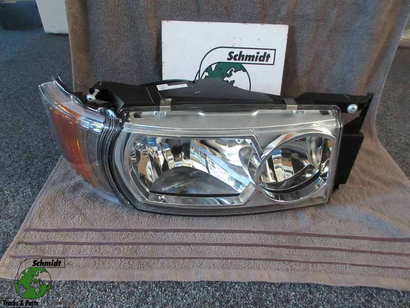 Scania 2416137 KOPLAMP SCANIA NIEUWE OP VOORRAAD R 450 EURO 6 RECHTS - Feu avant pour Camion: photos 1 Scania 2416137 KOPLAMP SCANIA NIEUWE OP VOORRAAD R 450 EURO 6 RECHTS - Feu avant pour Camion: photos 1