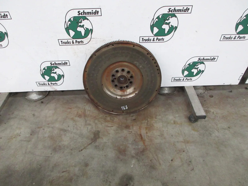 Scania R450 1805086/1471237 VLIEGWIEL EURO 6 - Volant moteur pour Camion: photos 3 Scania R450 1805086/1471237 VLIEGWIEL EURO 6 - Volant moteur pour Camion: photos 3