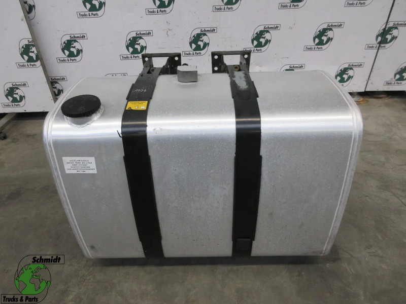 Volvo 21516447 // 20367137 // 20503505 DIESELTANK 405 LITER VOLVO FM EURO 6 - Réservoir de carburant pour Camion: photos 1 Volvo 21516447 // 20367137 // 20503505 DIESELTANK 405 LITER VOLVO FM EURO 6 - Réservoir de carburant pour Camion: photos 1