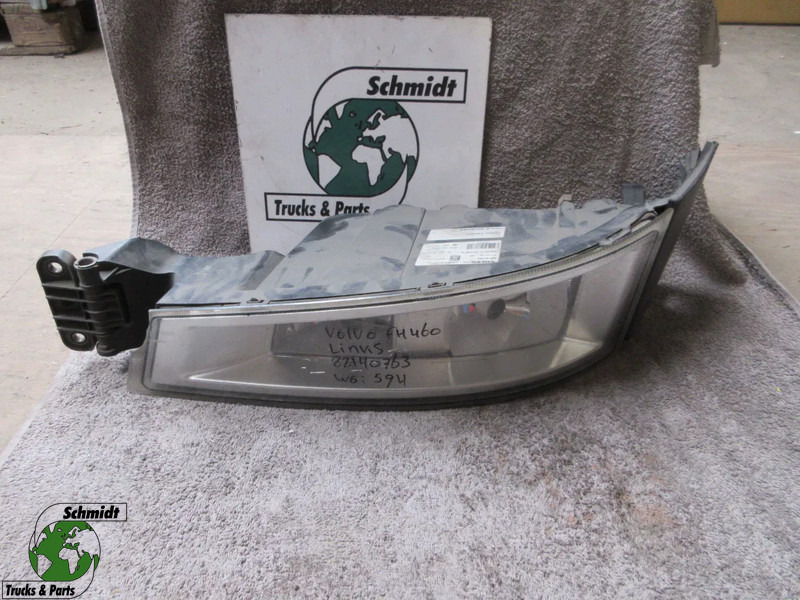 Volvo 82140763 MISTLAMP VOLVO FH SERIE EURO 6 - Feu anti-brouillard pour Camion: photos 1 Volvo 82140763 MISTLAMP VOLVO FH SERIE EURO 6 - Feu anti-brouillard pour Camion: photos 1