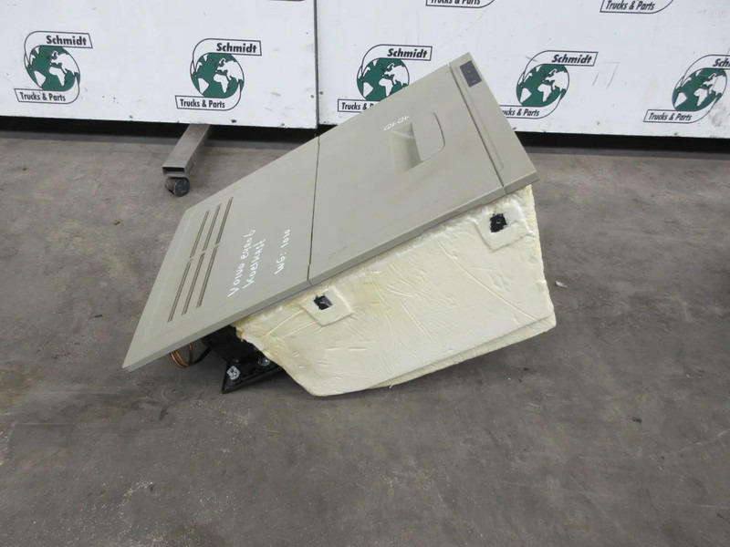 Volvo 82174070 KOELKAST VOLVO FH 460 EURO 6 MODEL 2021 - Système électrique pour Camion: photos 4 Volvo 82174070 KOELKAST VOLVO FH 460 EURO 6 MODEL 2021 - Système électrique pour Camion: photos 4