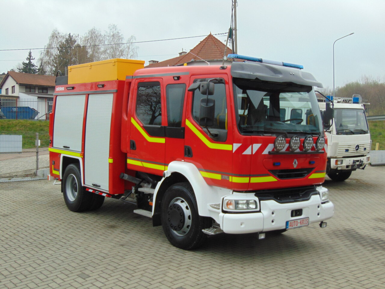 RENAULT Midlum 270dCi SIDES TOP - Camion de pompier: photos 2 RENAULT Midlum 270dCi SIDES TOP - Camion de pompier: photos 2