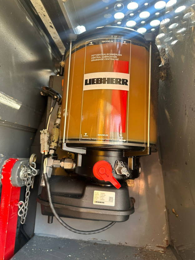 Liebherr L580 Loghandler - Chargeuse sur pneus: photos 3 Liebherr L580 Loghandler - Chargeuse sur pneus: photos 3