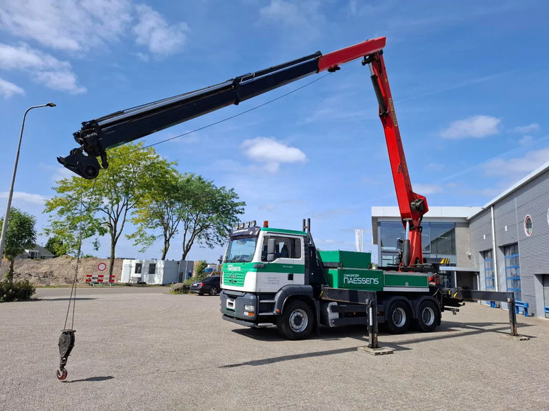 MAN TGA 33.410 / 6X4 / PALFINGER PK4000 1EL ROOFER CRANE / 25M / REMOTE / 2X BIG AXLE / 490677 KM / MANUAL / EURO-3 / 2005 - Camion grue: photos 2 MAN TGA 33.410 / 6X4 / PALFINGER PK4000 1EL ROOFER CRANE / 25M / REMOTE / 2X BIG AXLE / 490677 KM / MANUAL / EURO-3 / 2005 - Camion grue: photos 2