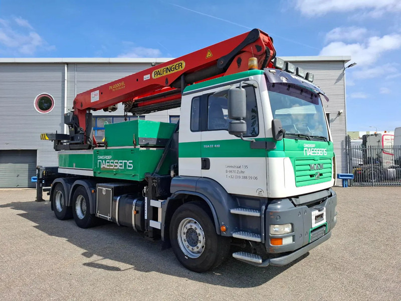 MAN TGA 33.410 / 6X4 / PALFINGER PK4000 1EL ROOFER CRANE / 25M / REMOTE / 2X BIG AXLE / 490677 KM / MANUAL / EURO-3 / 2005 - Camion grue: photos 4 MAN TGA 33.410 / 6X4 / PALFINGER PK4000 1EL ROOFER CRANE / 25M / REMOTE / 2X BIG AXLE / 490677 KM / MANUAL / EURO-3 / 2005 - Camion grue: photos 4