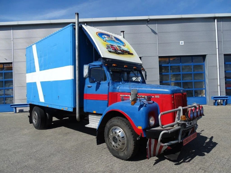 Scania L85.50 / 4X2 / FULL STEEL / EURO-0 / 1970 - Camion fourgon: photos 2 Scania L85.50 / 4X2 / FULL STEEL / EURO-0 / 1970 - Camion fourgon: photos 2
