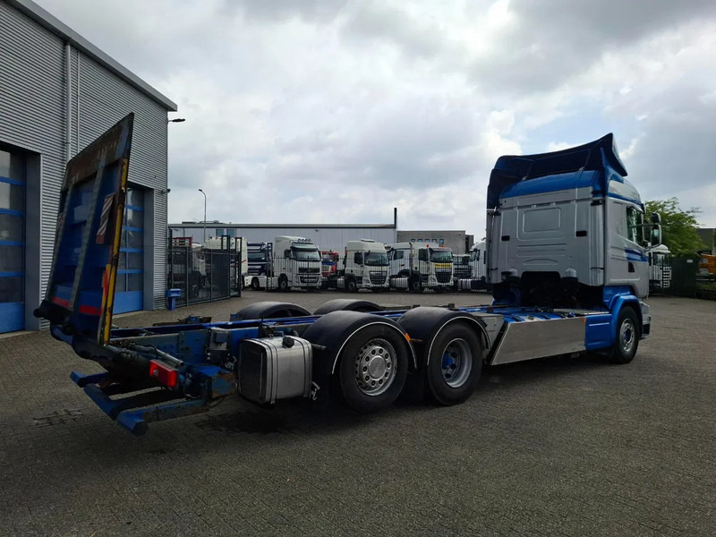 Scania R580 V8 / RETARDER / LIFT+LENKACHSE / FULL-AIR / PLATFORM 2000 KG / LEATHER / AIRCO / AUTOMATIC / EURO-6 / 2014 - Châssis cabine: photos 5 Scania R580 V8 / RETARDER / LIFT+LENKACHSE / FULL-AIR / PLATFORM 2000 KG / LEATHER / AIRCO / AUTOMATIC / EURO-6 / 2014 - Châssis cabine: photos 5