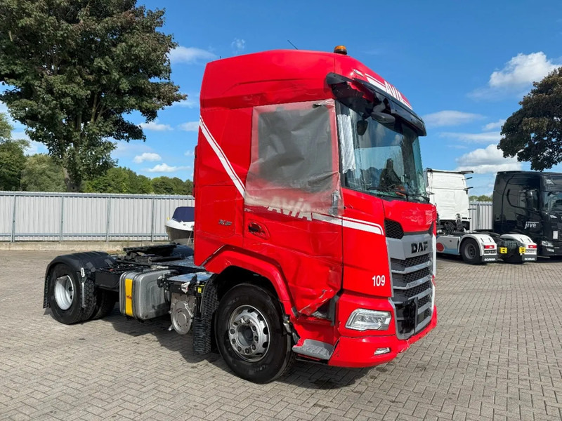 DAF XF 450 FT / ENGINE RUNNING / ONLY:132521 KM / HYDRAULICS / DIGITAL DASH / DEB / HIGH CAB / AUTOMATIC / EURO-6 / 2024 - Tracteur routier: photos 2 DAF XF 450 FT / ENGINE RUNNING / ONLY:132521 KM / HYDRAULICS / DIGITAL DASH / DEB / HIGH CAB / AUTOMATIC / EURO-6 / 2024 - Tracteur routier: photos 2