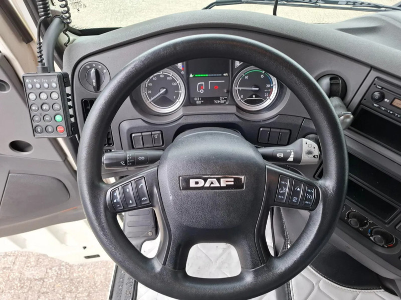 Crédit-bail DAF XF106-460 / DEB / TUV:20-01-2026 / 753438 KM / FRIDGE / ACC / LWDS / GEN2 V2 TACHO / ALCOA / AUTOMATIC / EURO-6 / 2017 DAF XF106-460 / DEB / TUV:20-01-2026 / 753438 KM / FRIDGE / ACC / LWDS / GEN2 V2 TACHO / ALCOA / AUTOMATIC / EURO-6 / 2017: photos 13