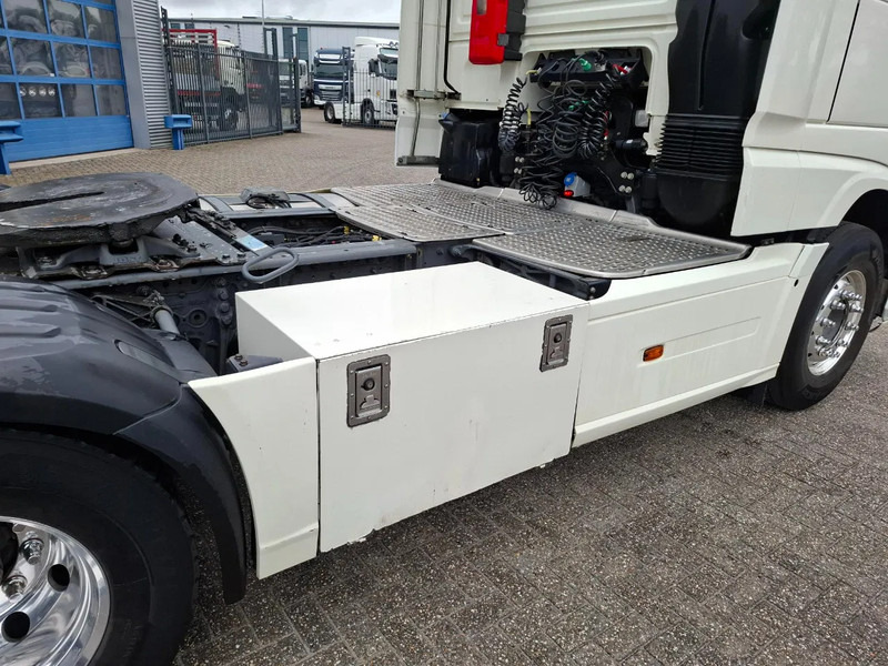 Crédit-bail DAF XF106-460 / DEB / TUV:20-01-2026 / 753438 KM / FRIDGE / ACC / LWDS / GEN2 V2 TACHO / ALCOA / AUTOMATIC / EURO-6 / 2017 DAF XF106-460 / DEB / TUV:20-01-2026 / 753438 KM / FRIDGE / ACC / LWDS / GEN2 V2 TACHO / ALCOA / AUTOMATIC / EURO-6 / 2017: photos 10