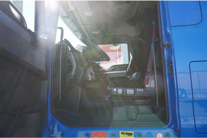 Tracteur routier MAN TGX 18.400 / AUTOMATIC / DOUBLE TANK / ENGINE PROBLEMS / EURO-6 / 2016: photos 8