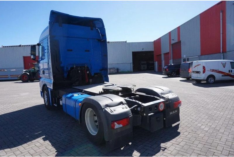 MAN TGX 18.400 / AUTOMATIC / DOUBLE TANK / ENGINE PROBLEMS / EURO-6 / 2016 - Tracteur routier: photos 3 MAN TGX 18.400 / AUTOMATIC / DOUBLE TANK / ENGINE PROBLEMS / EURO-6 / 2016 - Tracteur routier: photos 3