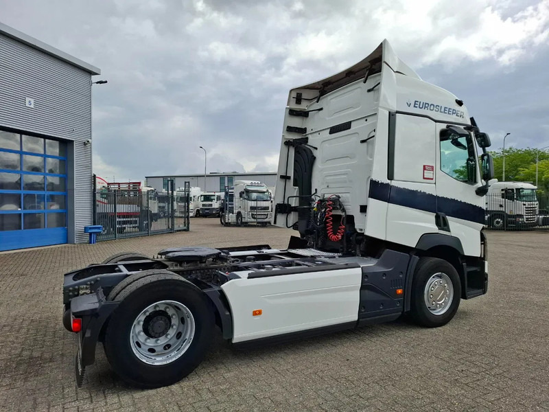 Renault T460 Comfort / CLEAN NL TRUCK / TUV:12-02-2026 / DOUBLE TANK / ACC / LWDS / FRIDGE / 2XBED / AUTOMATIC / EURO-6 / 2019 - Tracteur routier: photos 5 Renault T460 Comfort / CLEAN NL TRUCK / TUV:12-02-2026 / DOUBLE TANK / ACC / LWDS / FRIDGE / 2XBED / AUTOMATIC / EURO-6 / 2019 - Tracteur routier: photos 5
