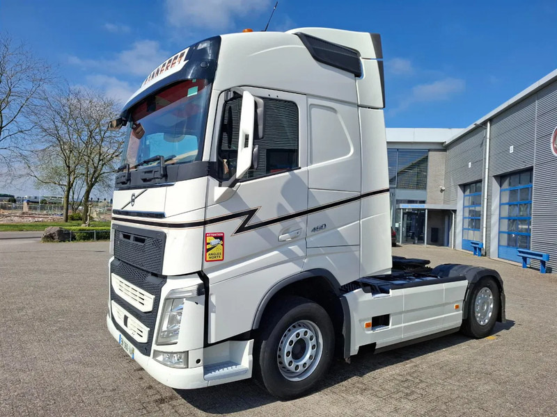 Volvo FH4-460 / VEB+ / DOUBLE TANK / FRIDGE / AUTOMATIC / EURO-6 / 2018 - Tracteur routier: photos 1 Volvo FH4-460 / VEB+ / DOUBLE TANK / FRIDGE / AUTOMATIC / EURO-6 / 2018 - Tracteur routier: photos 1