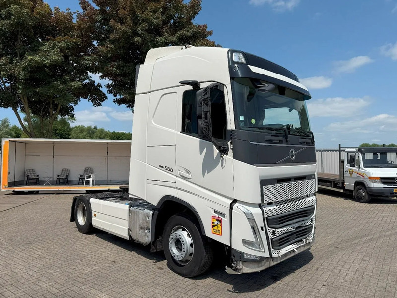 Volvo FH5-500 / ENGINE RUNNING / TURBO COMPOUND / ONLY:434243 KM / VEB+ / PARKCOOL / DOUBLE TANK / EURO-6 / 2021 - Tracteur routier: photos 2 Volvo FH5-500 / ENGINE RUNNING / TURBO COMPOUND / ONLY:434243 KM / VEB+ / PARKCOOL / DOUBLE TANK / EURO-6 / 2021 - Tracteur routier: photos 2