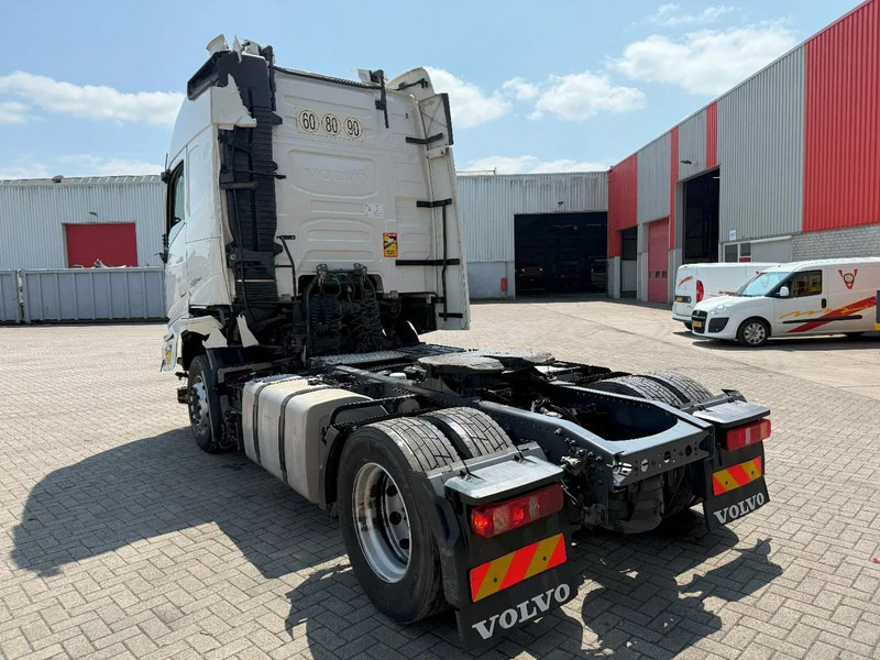 Volvo FH5-500 / ENGINE RUNNING / TURBO COMPOUND / ONLY:434243 KM / VEB+ / PARKCOOL / DOUBLE TANK / EURO-6 / 2021 - Tracteur routier: photos 3 Volvo FH5-500 / ENGINE RUNNING / TURBO COMPOUND / ONLY:434243 KM / VEB+ / PARKCOOL / DOUBLE TANK / EURO-6 / 2021 - Tracteur routier: photos 3
