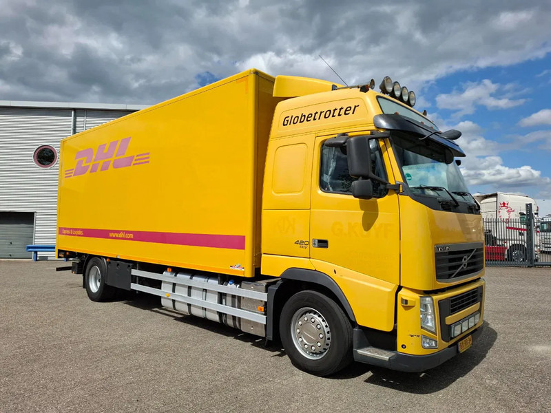 Volvo FH13-420 / NL TRUCK / TUV:29-07-2025 / PLATFORM 2000KG / AIRCO / FRIDGE / AUTOMATIC / EURO-5 / 2010 - Camion fourgon: photos 2 Volvo FH13-420 / NL TRUCK / TUV:29-07-2025 / PLATFORM 2000KG / AIRCO / FRIDGE / AUTOMATIC / EURO-5 / 2010 - Camion fourgon: photos 2