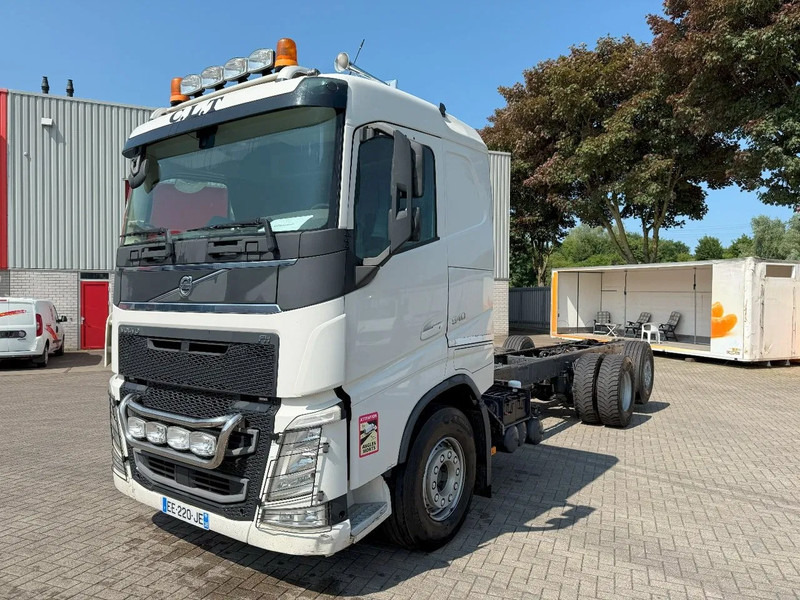 Volvo FH4-540 / ENGINE RUNNING / RETARDER / LIFT+LENKACHSE / FULL-AIR / ONLY:546472 KM / VEB+ / LWDS / AUTOMATIC / EURO-6 / 2016 - Châssis cabine: photos 1 Volvo FH4-540 / ENGINE RUNNING / RETARDER / LIFT+LENKACHSE / FULL-AIR / ONLY:546472 KM / VEB+ / LWDS / AUTOMATIC / EURO-6 / 2016 - Châssis cabine: photos 1