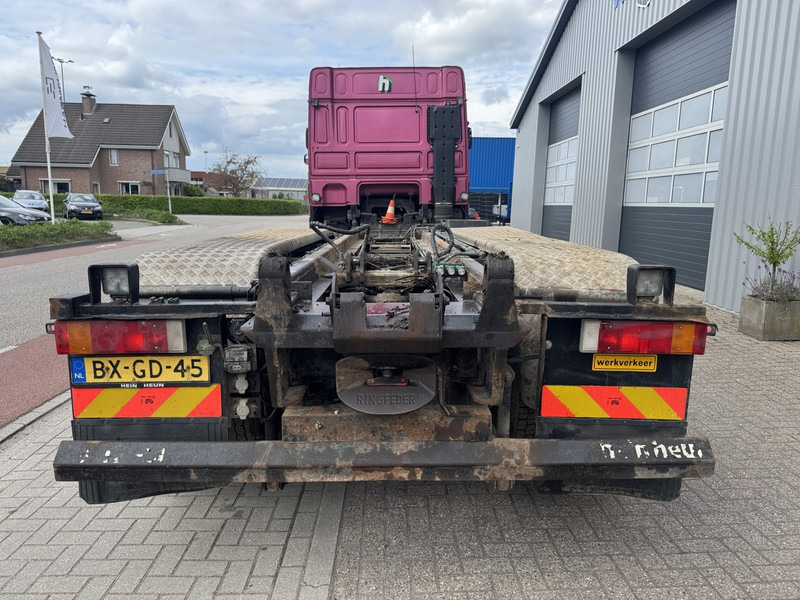 DAF XF-510 8x2 Chassis, Manual - Châssis cabine: photos 4 DAF XF-510 8x2 Chassis, Manual - Châssis cabine: photos 4
