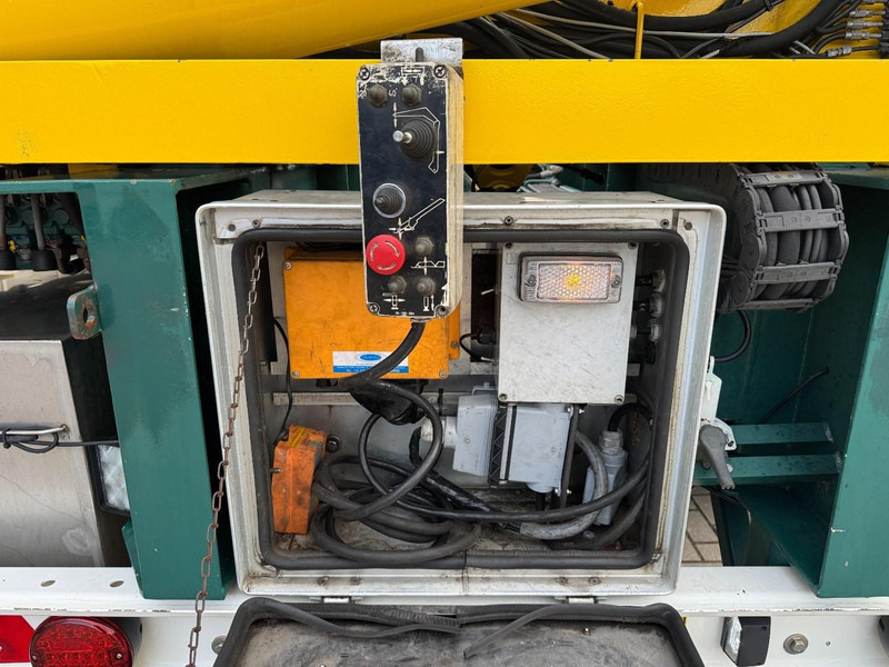 HAMMAR 151 S, Fully renovated, RC, 40 / 30 / 20 Ft - Semi-remorque porte-conteneur/ Caisse mobile: photos 4 HAMMAR 151 S, Fully renovated, RC, 40 / 30 / 20 Ft - Semi-remorque porte-conteneur/ Caisse mobile: photos 4