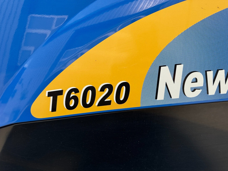 New Holland T6020 - Elite - Tracteur agricole: photos 4 New Holland T6020 - Elite - Tracteur agricole: photos 4