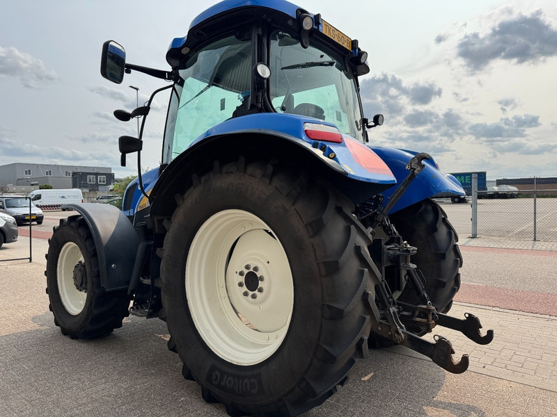 New Holland T6020 - Elite - Tracteur agricole: photos 2 New Holland T6020 - Elite - Tracteur agricole: photos 2