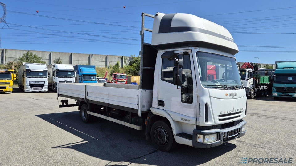 IVECO EUROCARGO ML 80E17 - valník - Camion plateau: photos 1 IVECO EUROCARGO ML 80E17 - valník - Camion plateau: photos 1