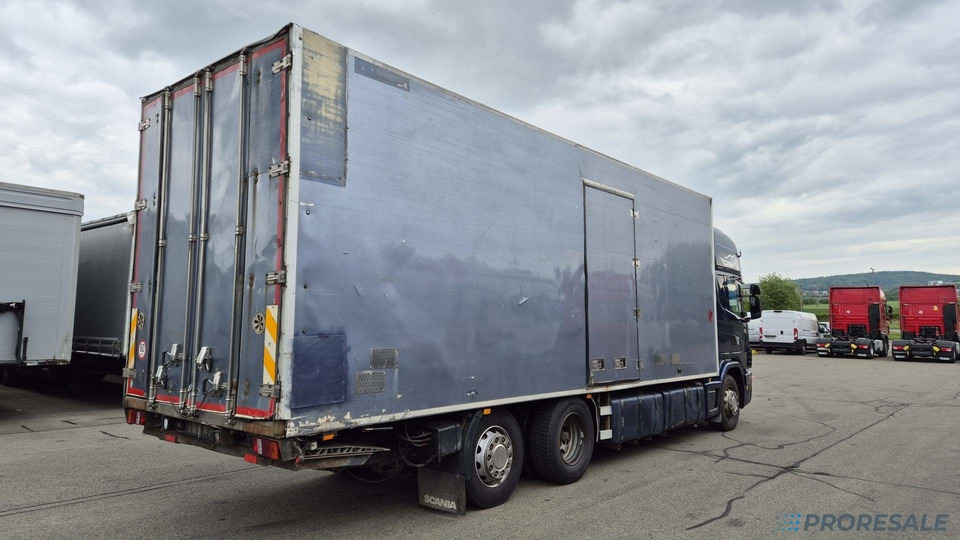 SCANIA R124 LB 6X2 EURO 3 - skříňový + hydraulické čelo - Camion fourgon: photos 3 SCANIA R124 LB 6X2 EURO 3 - skříňový + hydraulické čelo - Camion fourgon: photos 3