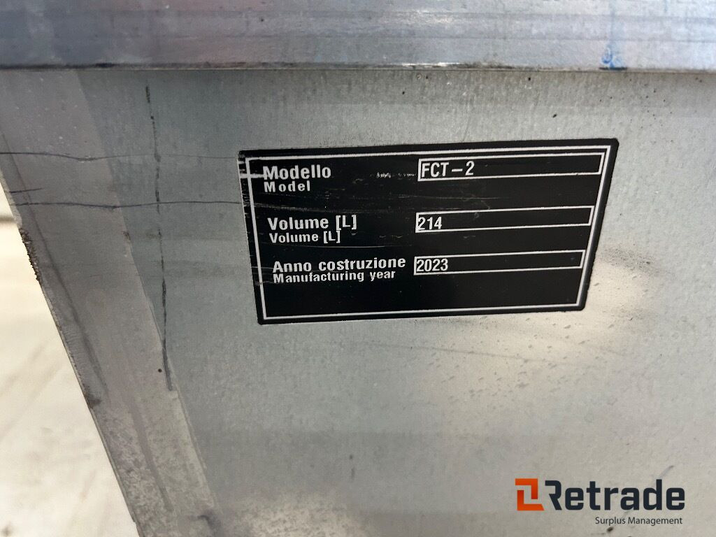 4 stk olje oppsamlere - Équipement de garage: photos 2 4 stk olje oppsamlere - Équipement de garage: photos 2