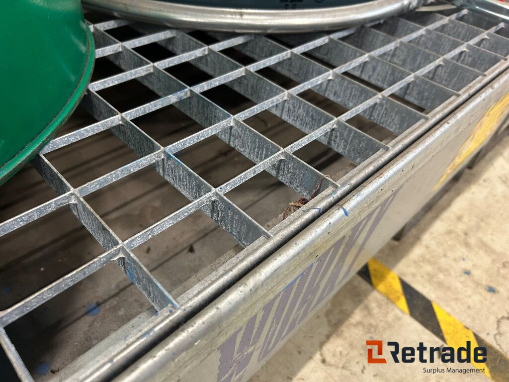 4 stk olje oppsamlere - Équipement de garage: photos 4 4 stk olje oppsamlere - Équipement de garage: photos 4