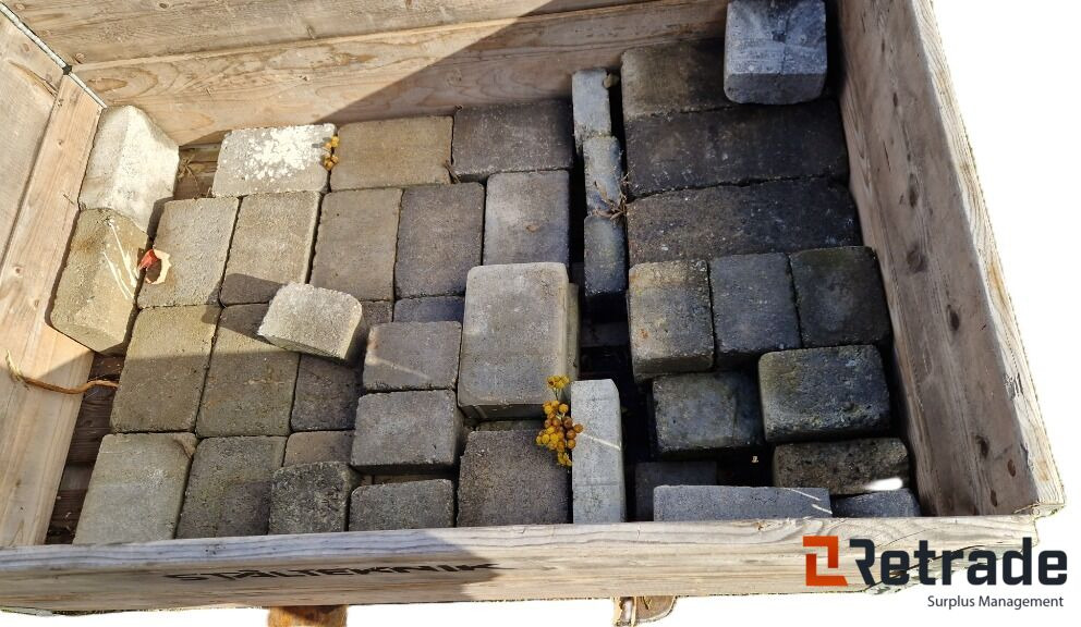 Byggestein og belegningsstein – selges samlet - Autre matériel: photos 3 Byggestein og belegningsstein – selges samlet - Autre matériel: photos 3