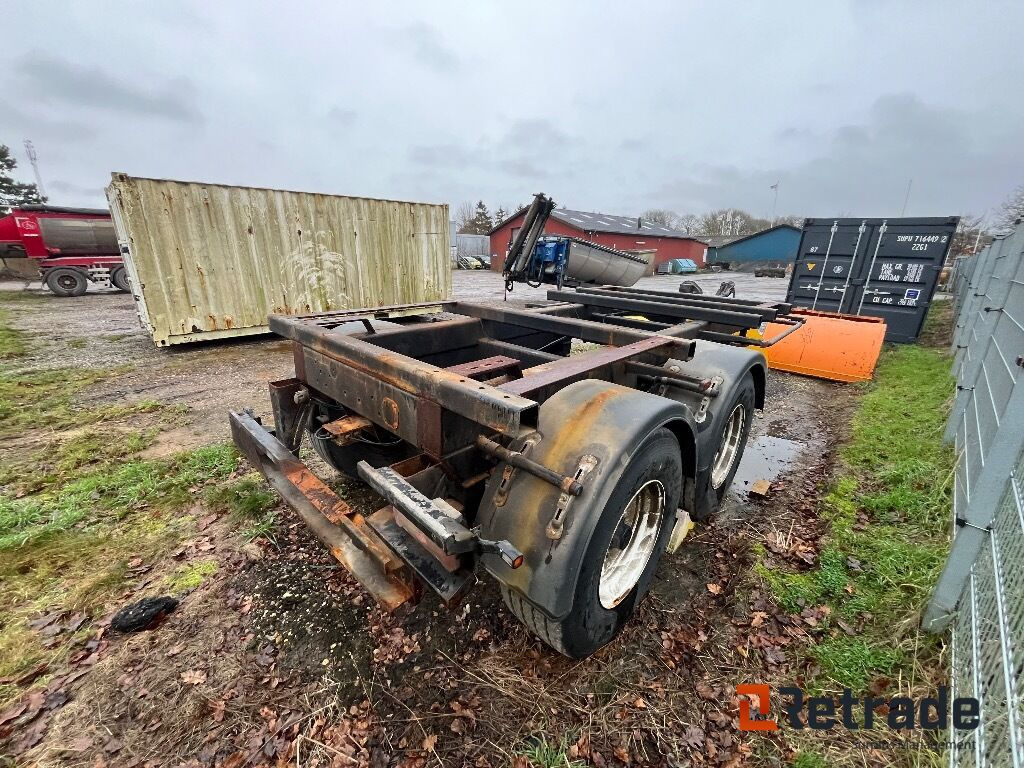 HUMMEL traktortrailer totalvægt 17.450 kg. Egenvægt 2.450 kg. - Autre matériel: photos 3 HUMMEL traktortrailer totalvægt 17.450 kg. Egenvægt 2.450 kg. - Autre matériel: photos 3