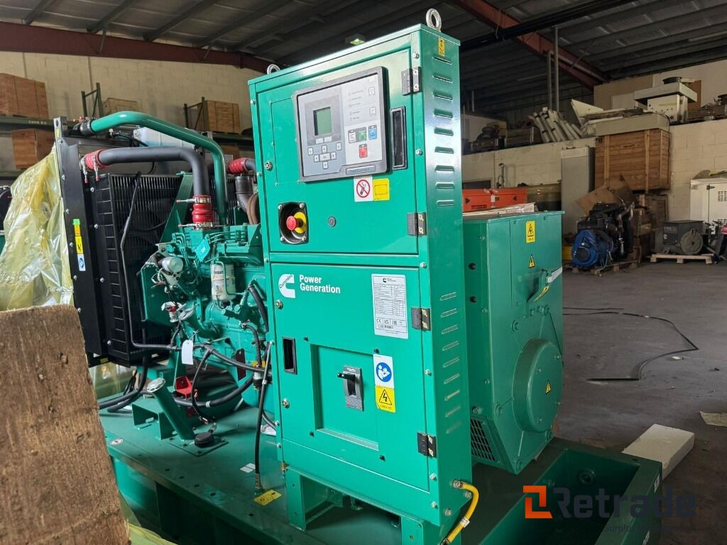 Generator Cummins 150kva - Engins de chantier: photos 1 Generator Cummins 150kva - Engins de chantier: photos 1