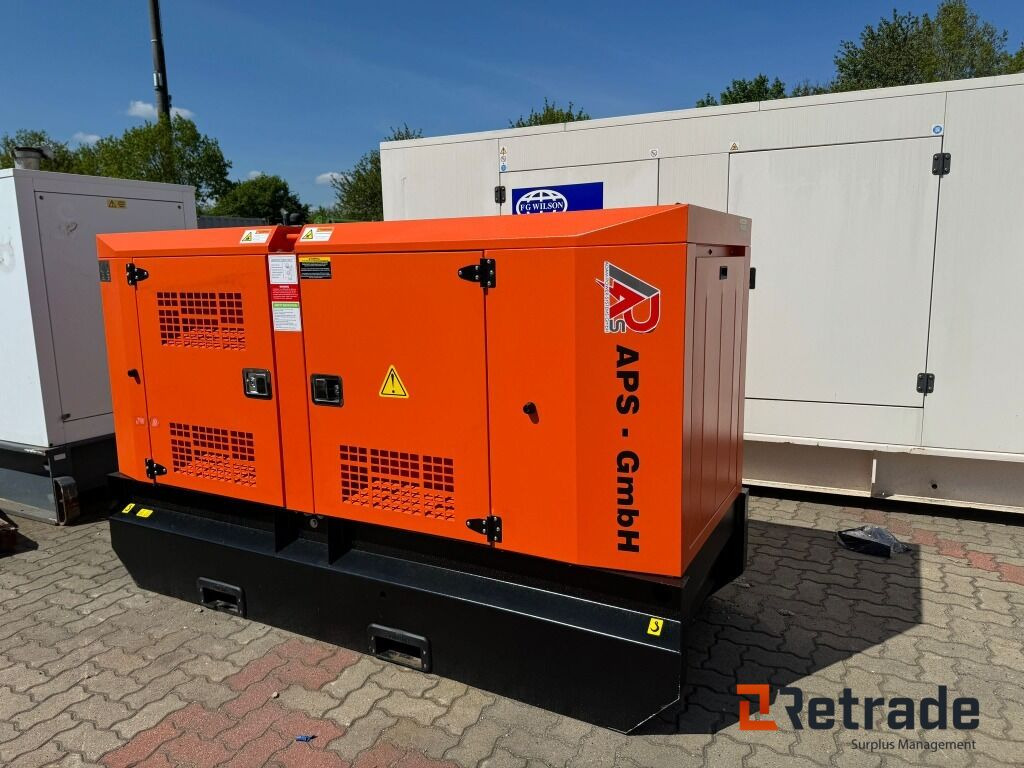 Generator Ubrugt Cummins 50kVA diesel nødstrømsgenerator - Engins de chantier: photos 1 Generator Ubrugt Cummins 50kVA diesel nødstrømsgenerator - Engins de chantier: photos 1
