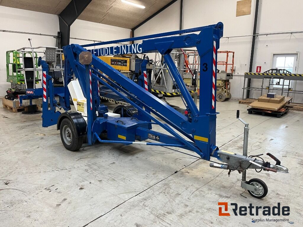 UpRight TL38 trailerlift - 13,5m - Engins de chantier: photos 3 UpRight TL38 trailerlift - 13,5m - Engins de chantier: photos 3