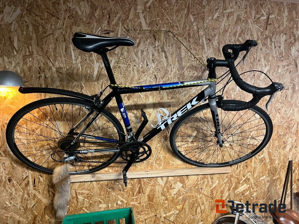 Forskelligt udstyr Trek Rasercykel - Motocyclette: photos 1 Forskelligt udstyr Trek Rasercykel - Motocyclette: photos 1