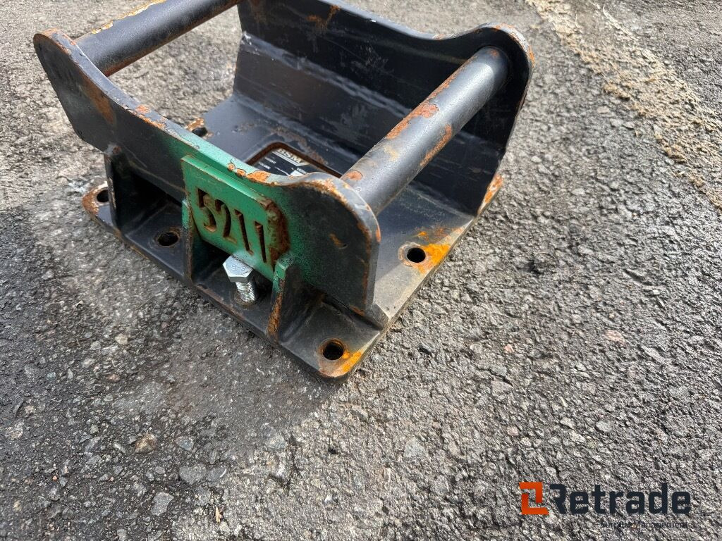 Grindfäste BSM S30 - Attache rapide: photos 2 Grindfäste BSM S30 - Attache rapide: photos 2