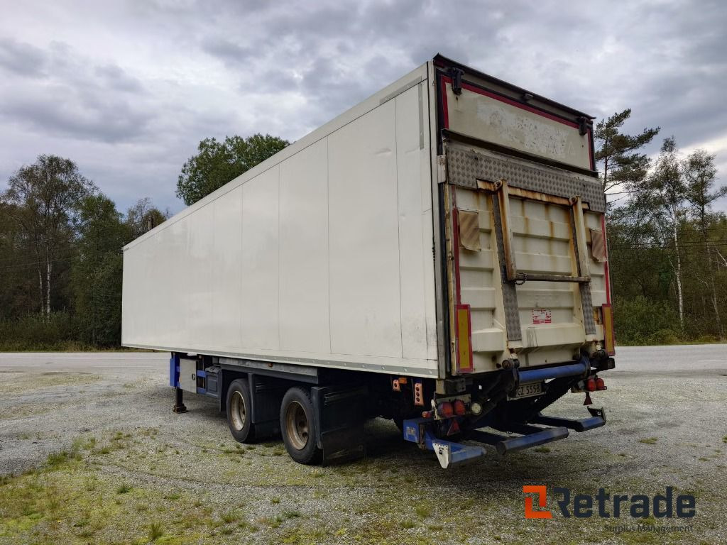 Kjøletralle / refrigerated transport Schmitz CARGOBULL SKO 20/LZG-13.4 FP 80/45 - Semi-remorque frigorifique: photos 3 Kjøletralle / refrigerated transport Schmitz CARGOBULL SKO 20/LZG-13.4 FP 80/45 - Semi-remorque frigorifique: photos 3
