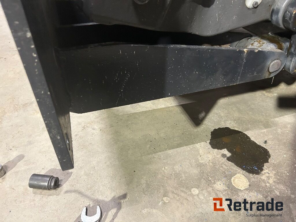 Brøyte plate Fra Schmith Tellefdal til traktor Fendt 900 - Machine agricole: photos 3 Brøyte plate Fra Schmith Tellefdal til traktor Fendt 900 - Machine agricole: photos 3