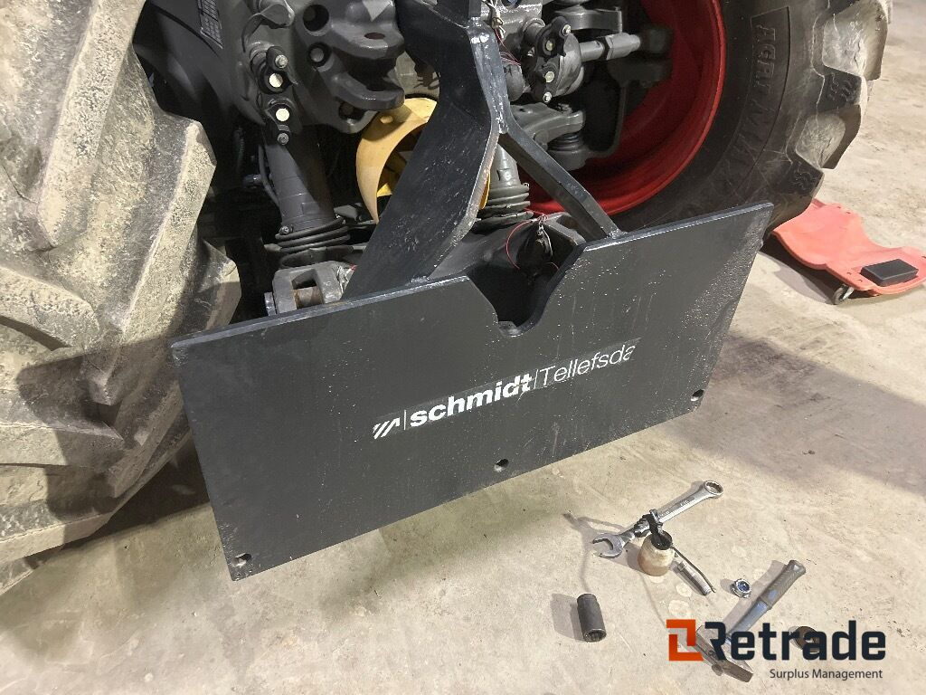 Brøyte plate Fra Schmith Tellefdal til traktor Fendt 900 - Machine agricole: photos 2 Brøyte plate Fra Schmith Tellefdal til traktor Fendt 900 - Machine agricole: photos 2