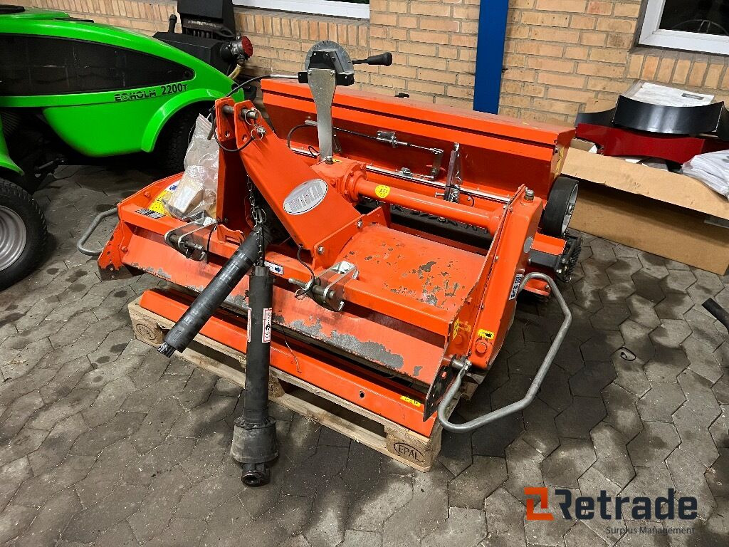 Have- og landskabsudstyr Ortolan SC 120 - Machine agricole: photos 1 Have- og landskabsudstyr Ortolan SC 120 - Machine agricole: photos 1