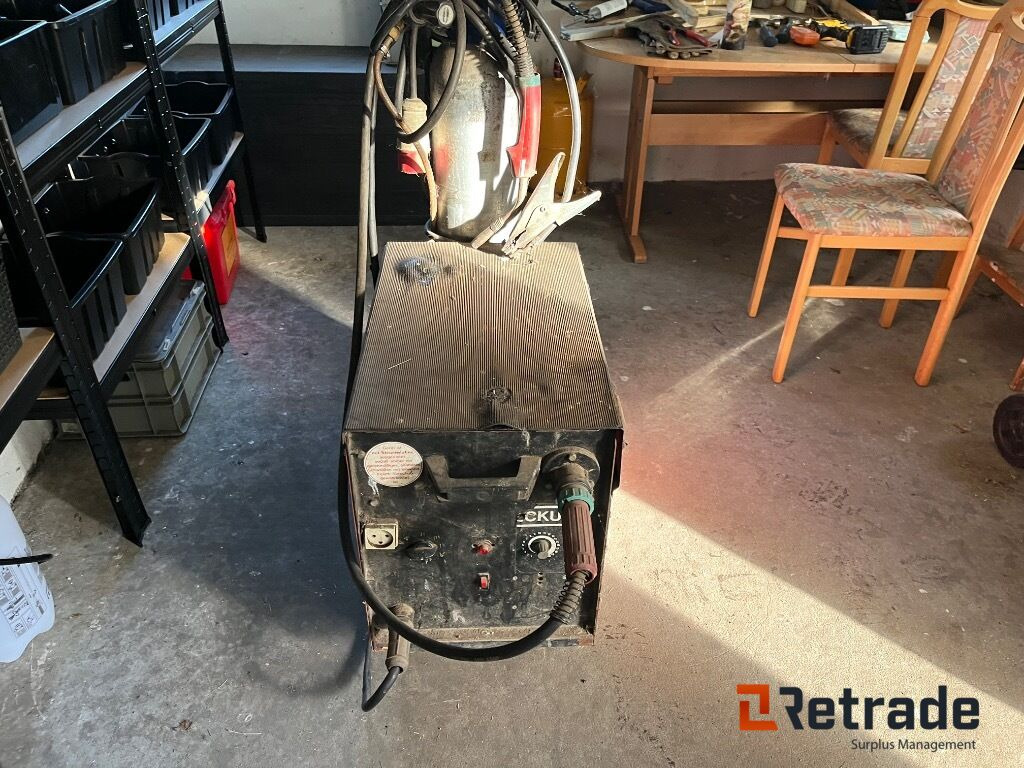 Værkstedsudstyr Elektra Becku CO2 Svejser Co2 svejser/med flaske - Matériel industriel: photos 3 Værkstedsudstyr Elektra Becku CO2 Svejser Co2 svejser/med flaske - Matériel industriel: photos 3