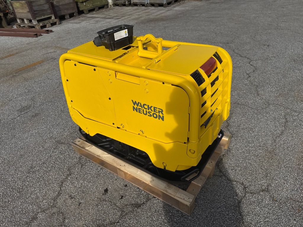 Pladevibrator Wacker Neuson Dpu80 R Remote - Plaque vibrante: photos 2 Pladevibrator Wacker Neuson Dpu80 R Remote - Plaque vibrante: photos 2
