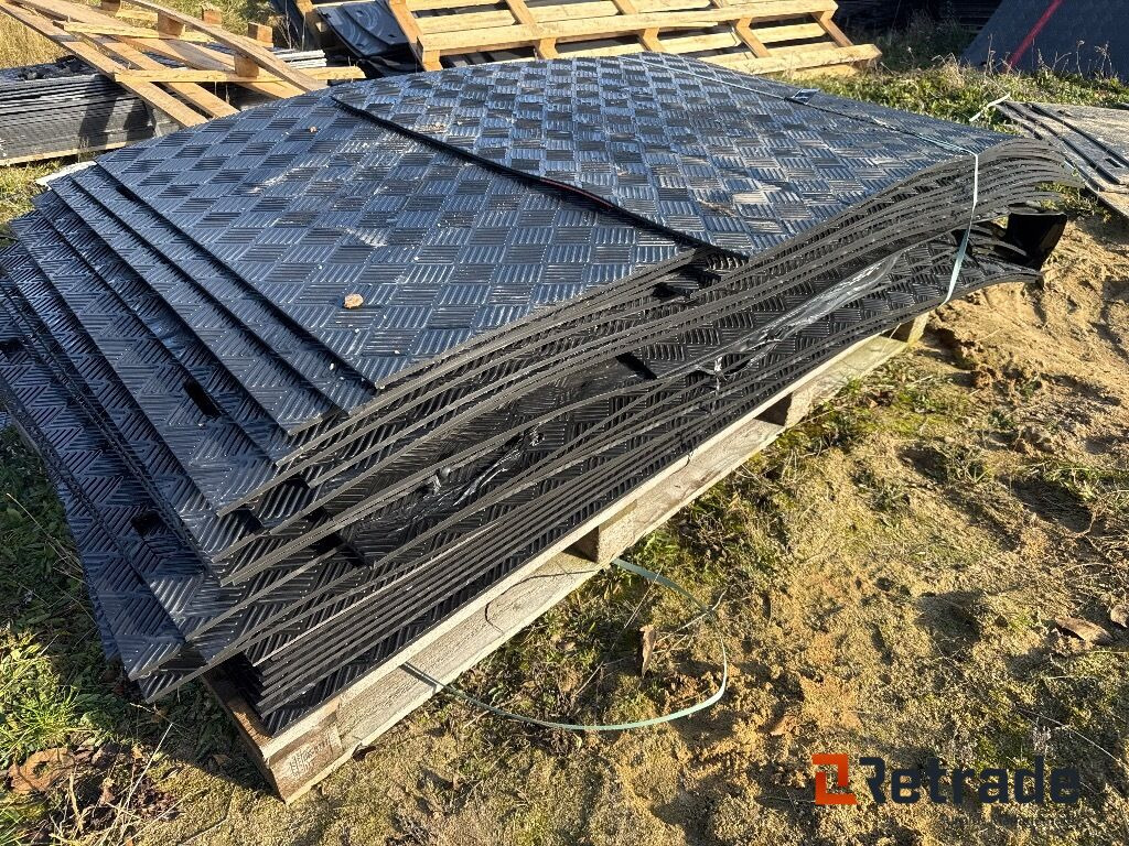 Pvc køreplader 39stk - Matériel de chantier: photos 5 Pvc køreplader 39stk - Matériel de chantier: photos 5